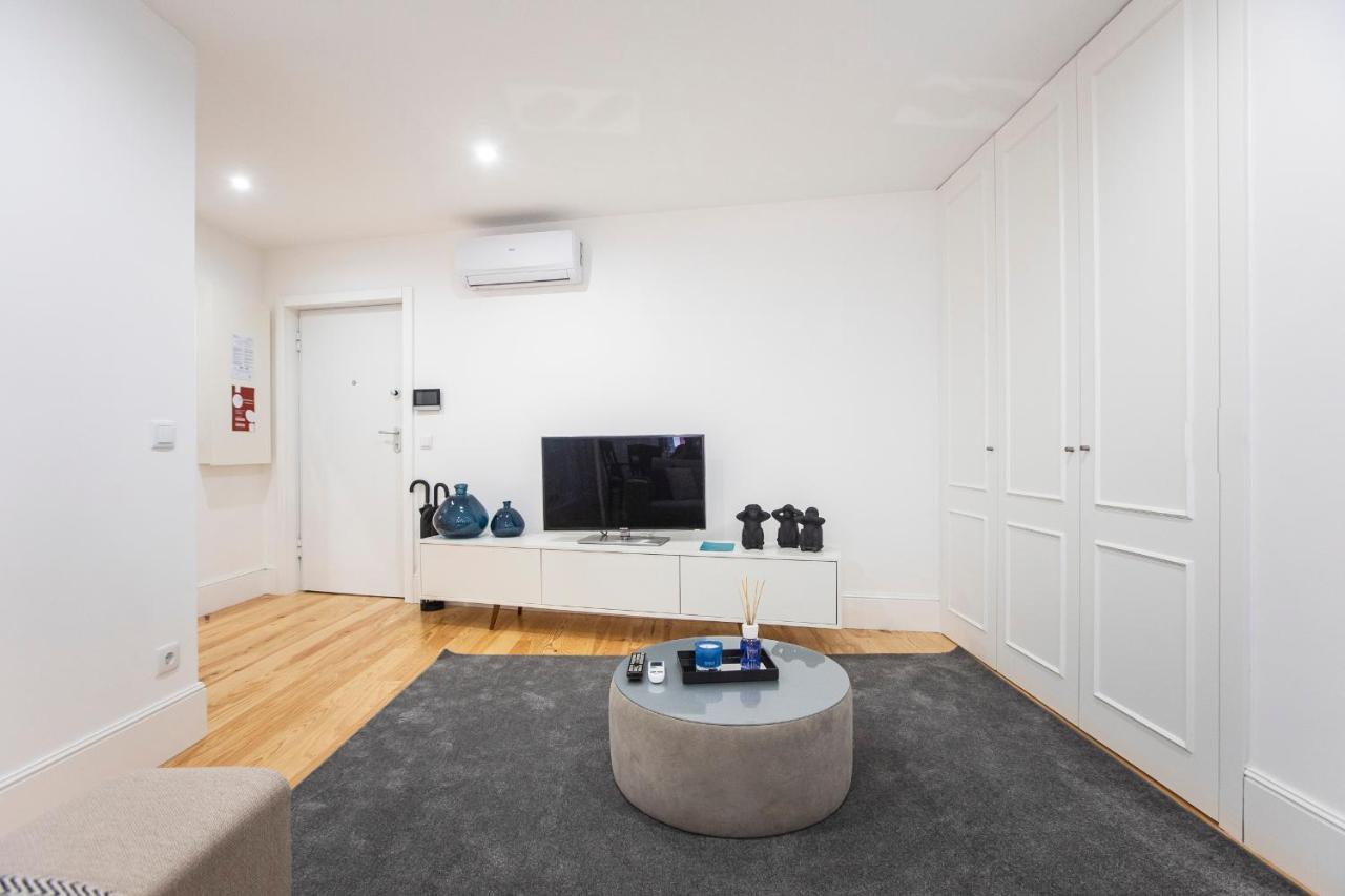 Elegant Downtown 1Br Flat W/ Ac By Lovelystay ポルト エクステリア 写真